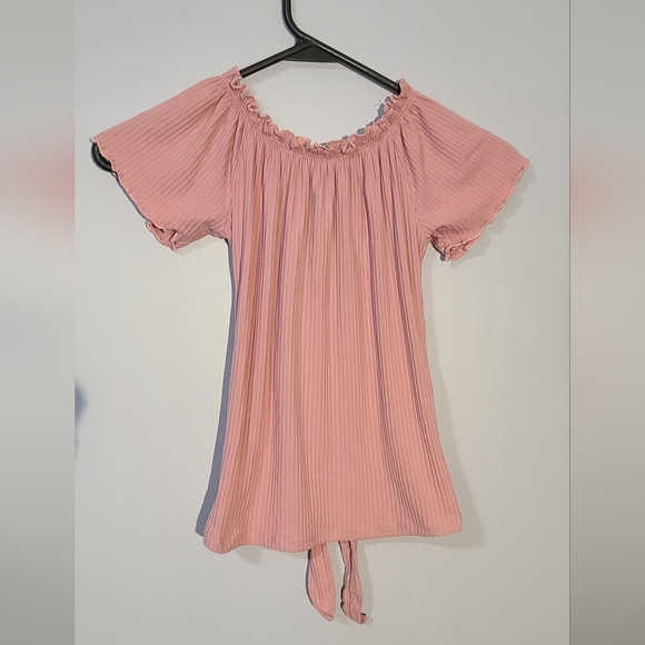 ❄ Love Republic Knot accent top - Picture 2 of 4